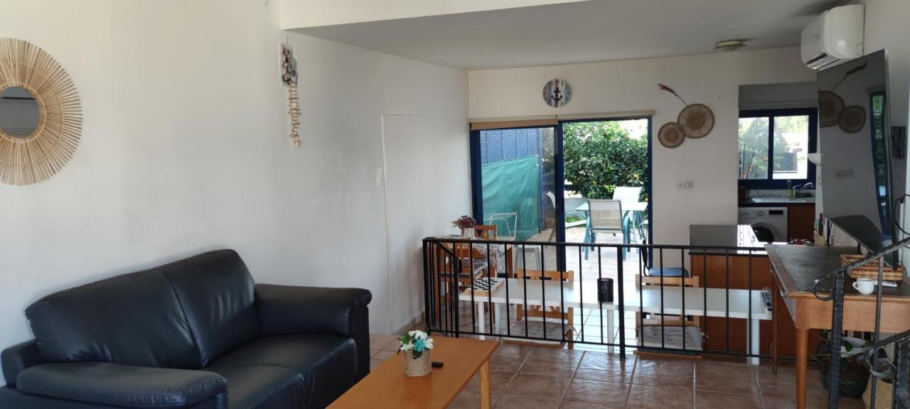 Island Spirit Beach House Polis Esterno foto